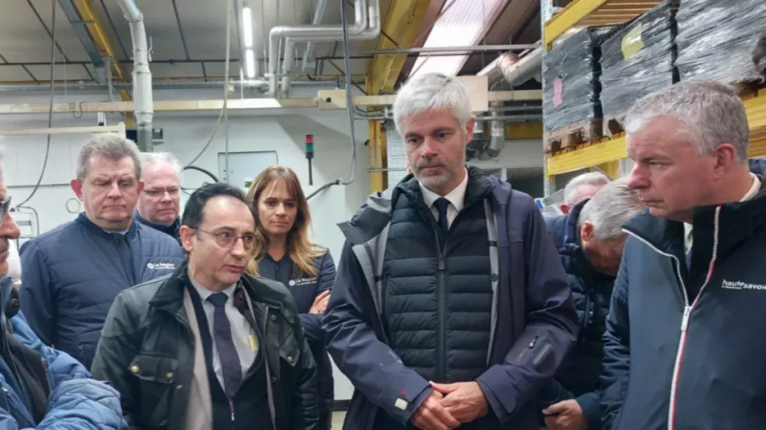 Laurent Wauquiez élu à la tête des Républicains à l'assemblée