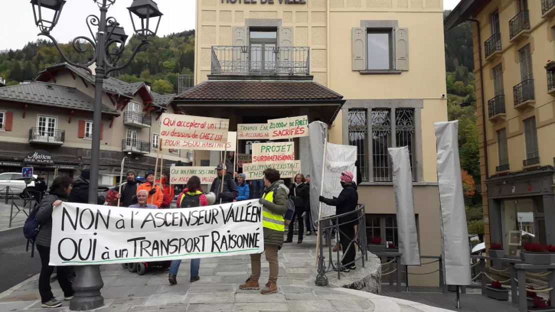 Saint-Gervais : faible mobilisation contre l'ascenseur valléen