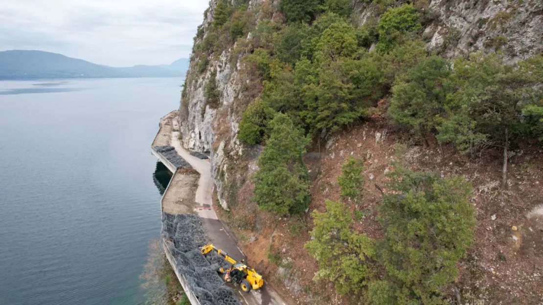 Savoie: fin du chantier des falaises sur les bords du lac du Bourget