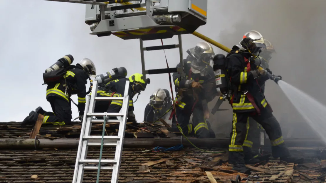 Un incendie à Arenthon en Haute-Savoie lundi