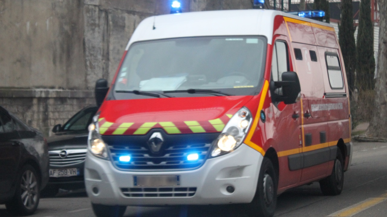 Aix-les-Bains : un enfant de 2 ans fait une lourde chute par la fen&ecirc;tre, il avait &eacute;chapp&eacute; &agrave; la vigilance de sa maman