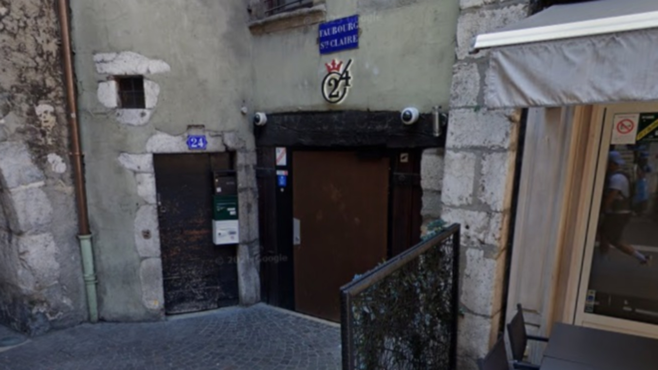 Annecy : cette célèbre boite de nuit fermée en urgence par la préfecture Annecy : cette célèbre boite de nuit fermée en urgence par la préfecture