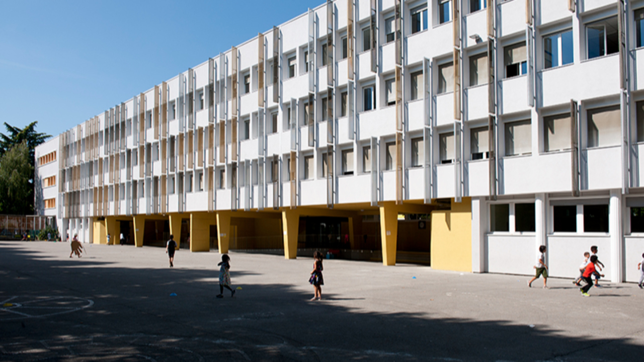 Annecy : Quatre cours d'écoles végétalisées et transformées Annecy : Quatre cours d'écoles végétalisées et transformées