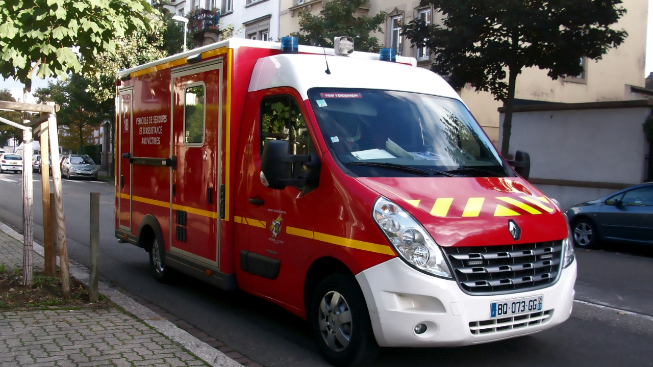 Annecy : Une voiture et un camion de balisage se percutent sur l'autoroute