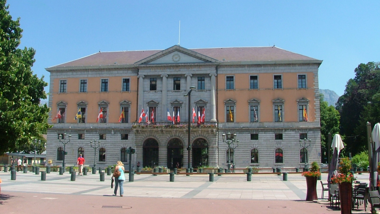 Chantier de l'Hôtel de Ville d'Annecy : "Une porte ouverte à l'anarchie" pour Annecy Patrimoine Chantier de l'Hôtel de Ville d'Annecy : "Une porte ouverte à l'anarchie" pour Annecy Patrimoine