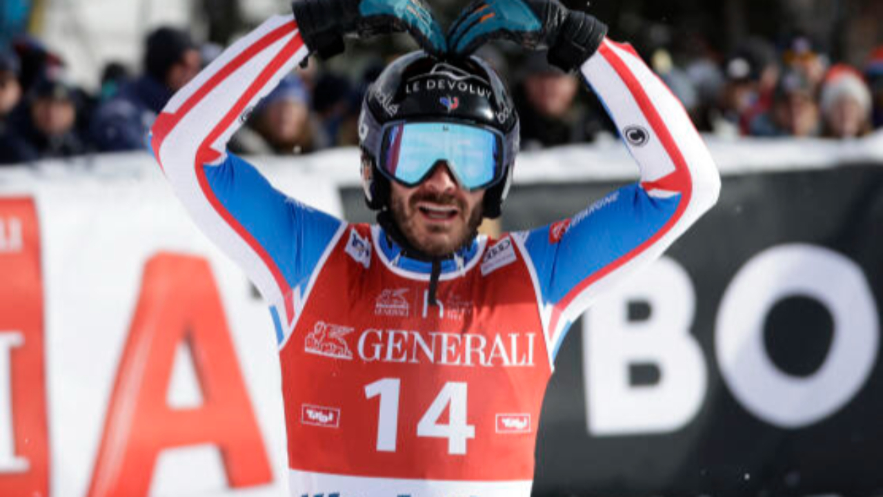 Ski alpin : Cyprien Sarrazin remporte la descente de Kitzbühel en Autriche Ski alpin : Cyprien Sarrazin remporte la descente de Kitzbühel en Autriche