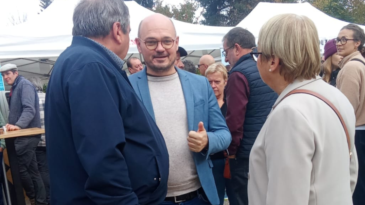 &Eacute;lections municipales &agrave; Annecy : Denis Duperthuy retire sa candidature