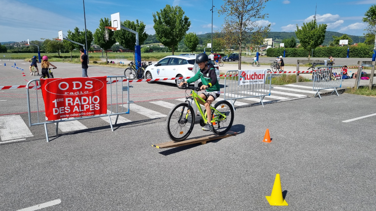 Epagny : Des actions menées par la police dans les écoles Epagny : Des actions menées par la police dans les écoles