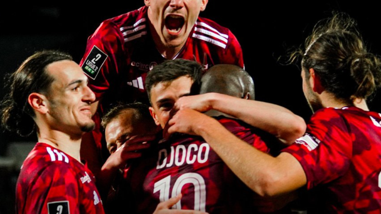 FC Annecy : Derby des Alpes, première réception tendue… Le calendrier de Ligue 2 entièrement dévoilé ! FC Annecy : Derby des Alpes, première réception tendue… Le calendrier de Ligue 2 entièrement dévoilé !