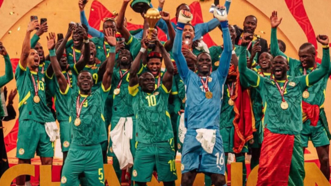 Football : Sacré champion d'Afrique avec le Sénégal, l'aidinois Boulaye Dia perd son titre Football : Sacré champion d'Afrique avec le Sénégal, l'aidinois Boulaye Dia perd son titre