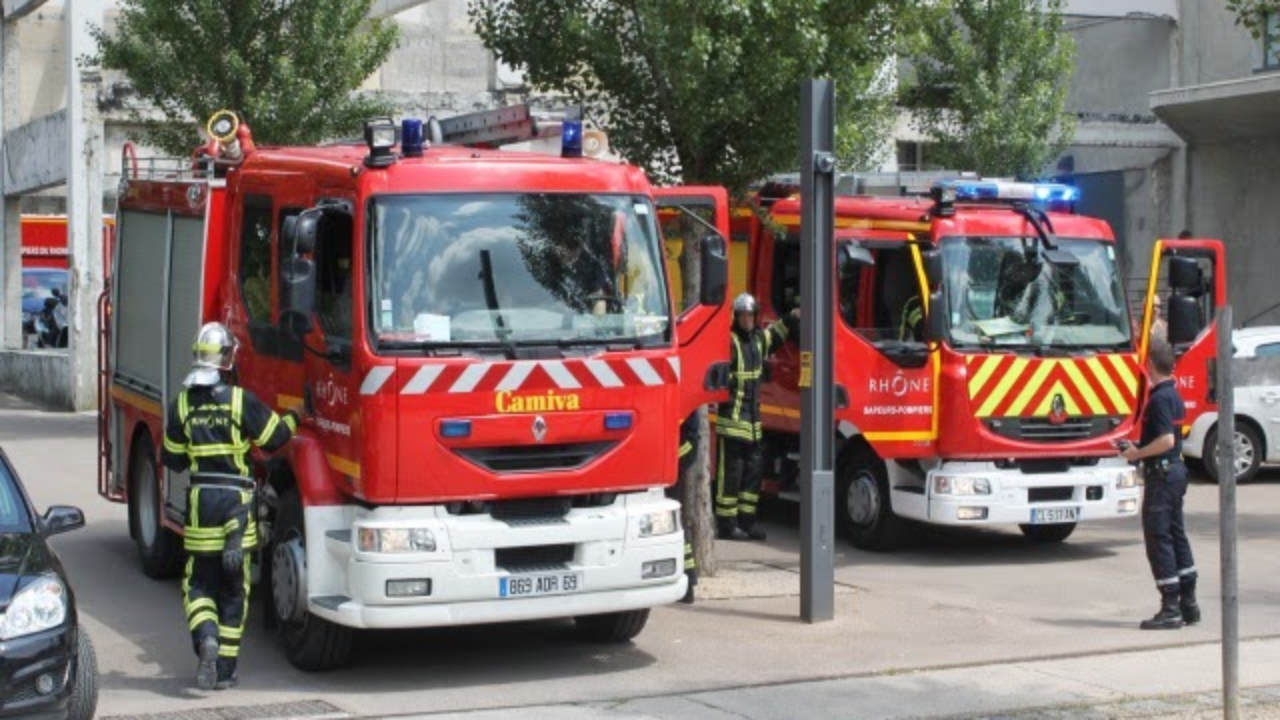 Haute-Savoie : 20 pompiers envoy&eacute;s en renfort autour de Paris