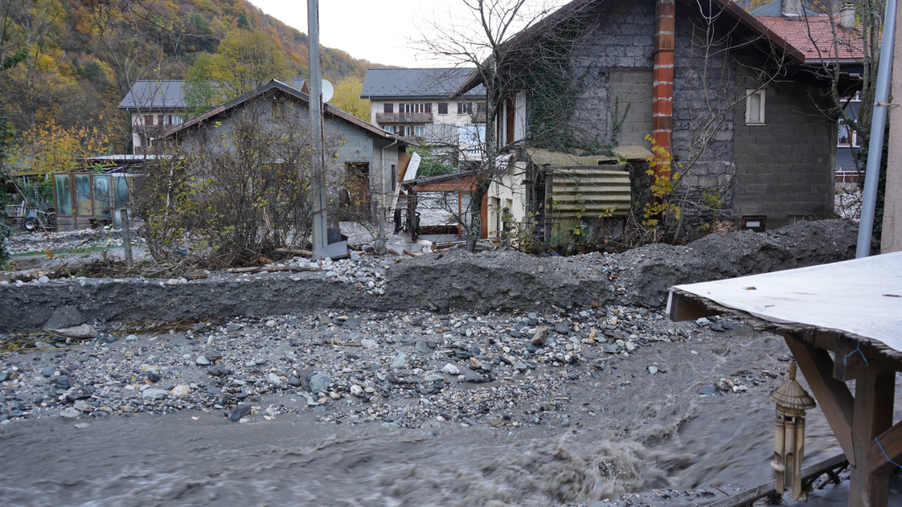 La Haute-Savoie en vigilance jaune « crues », des dégâts en Savoie La Haute-Savoie en vigilance jaune « crues », des dégâts en Savoie