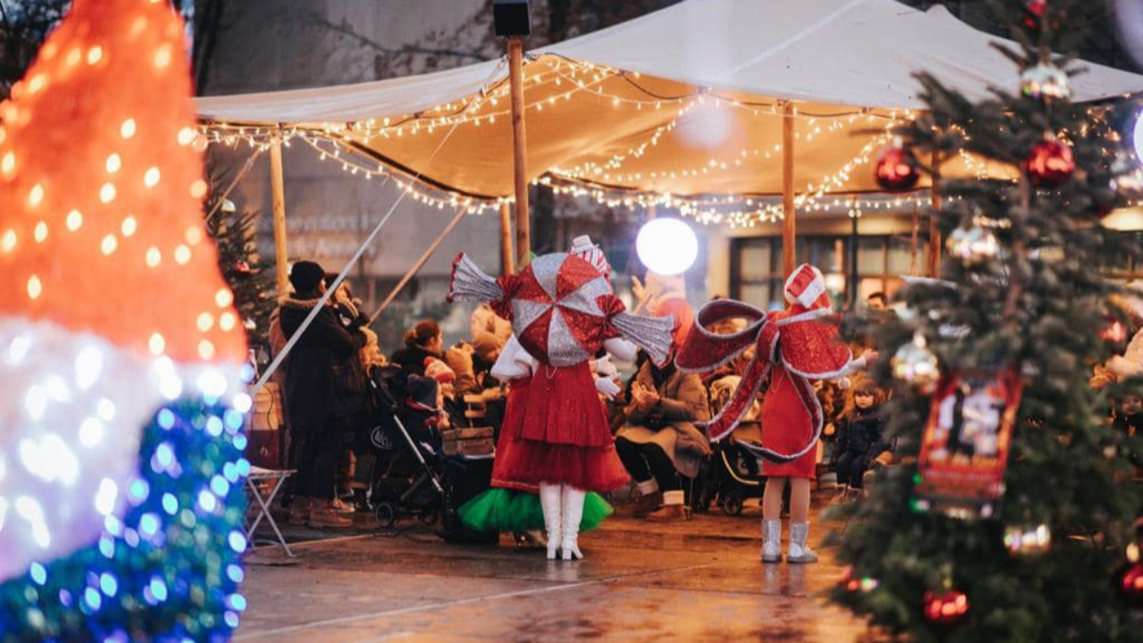 Marché de Noël d'Annecy : changement de prestataire, une "nouvelle configuration" attendue dès 2025 Marché de Noël d'Annecy : changement de prestataire, une "nouvelle configuration" attendue dès 2025