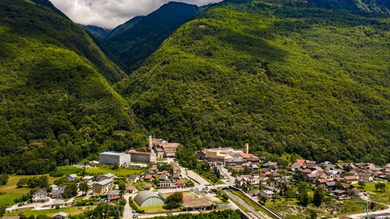 Niche Fused Alumina : verdict imminent pour 177 salariés en Savoie Niche Fused Alumina : verdict imminent pour 177 salariés en Savoie