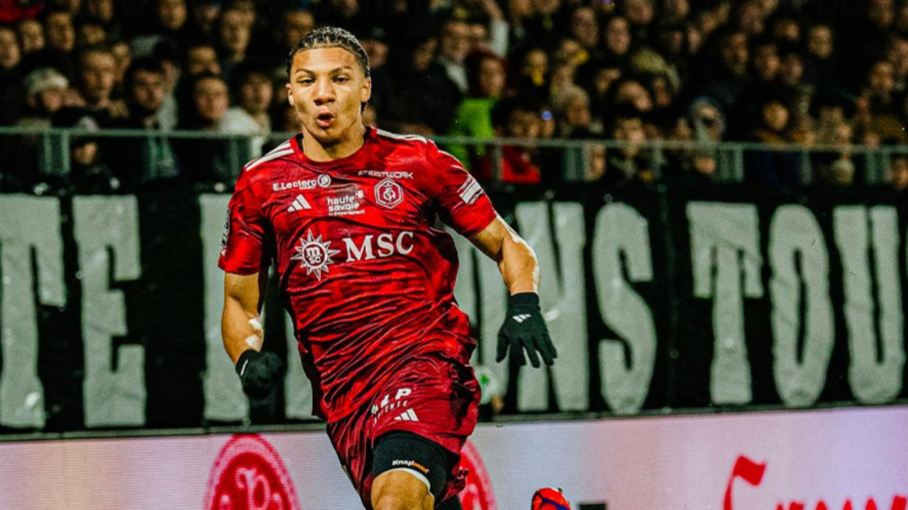 Pau-FC Annecy : les Reds toujours malades (1-0) Pau-FC Annecy : les Reds toujours malades (1-0)