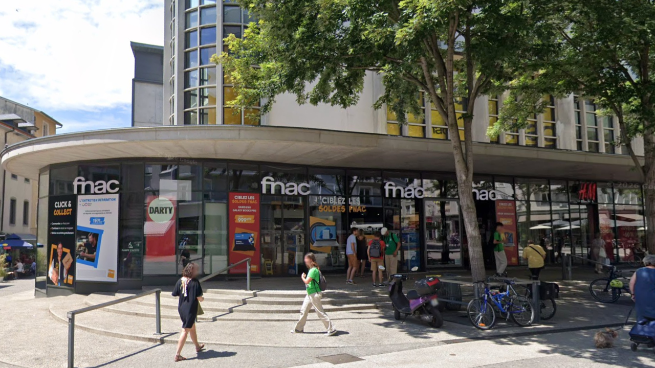 Pillages &agrave; Chamb&eacute;ry : la Fnac menac&eacute;e en ligne, les commer&ccedil;ants sous tension avant samedi