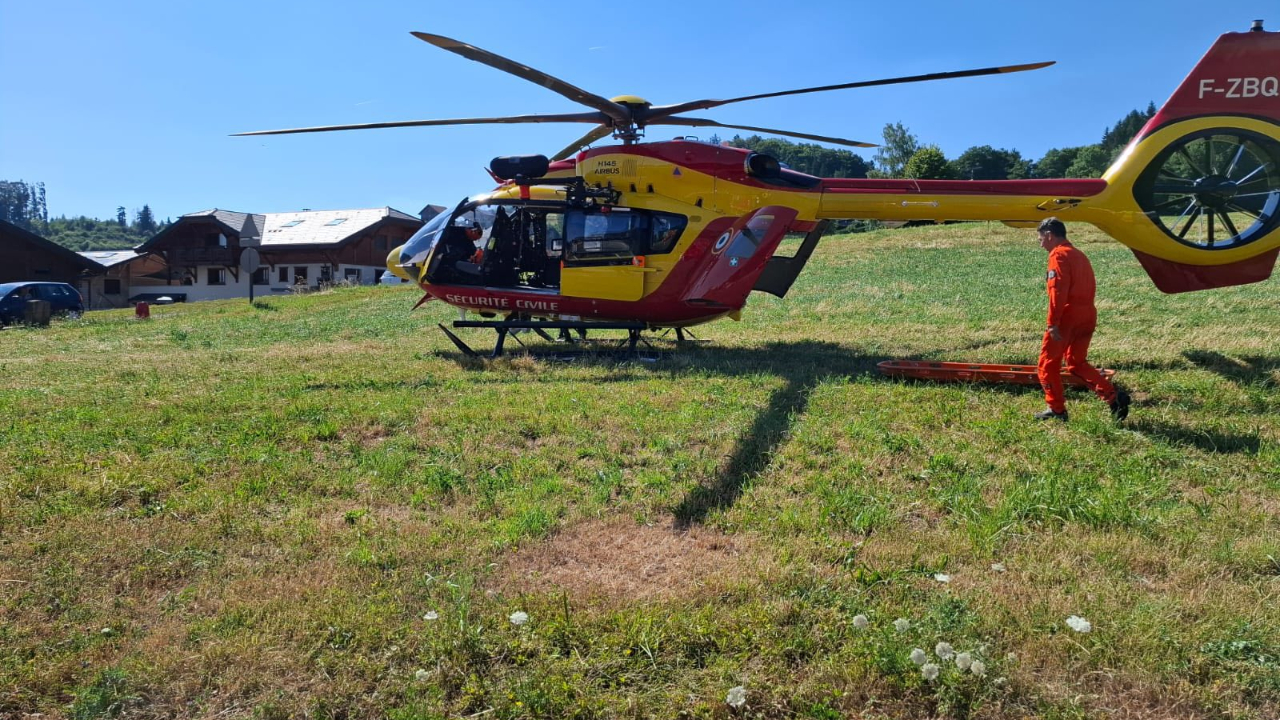 Près d'Annecy : il fait une crise d'épilepsie, il est sauvé par des randonneurs Près d'Annecy : il fait une crise d'épilepsie, il est sauvé par des randonneurs