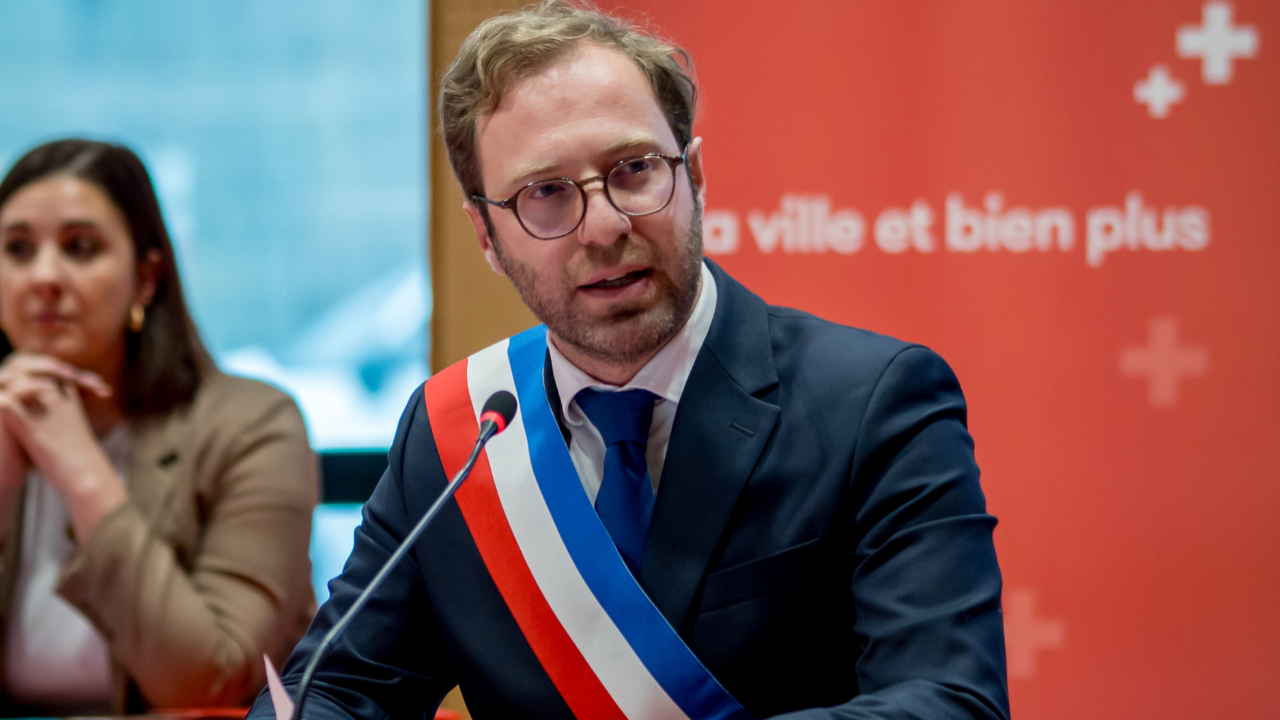 "Réparer la ville" : le nouveau maire d’Annecy fixe le cap "Réparer la ville" : le nouveau maire d’Annecy fixe le cap