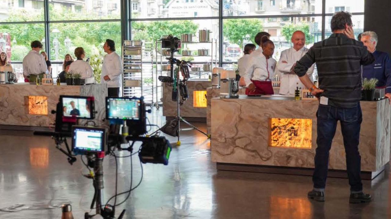 Saint-Gervais : La série "Ici tout commence" en tournage jusqu'à vendredi Saint-Gervais : La série "Ici tout commence" en tournage jusqu'à vendredi