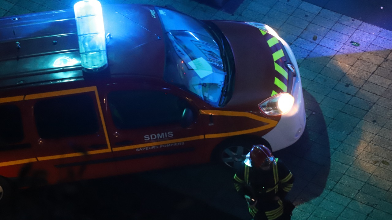 Savoie : une bouteille d’oxygène prend feu dans une maison, le propriétaire légèrement intoxiqué Savoie : une bouteille d’oxygène prend feu dans une maison, le propriétaire légèrement intoxiqué