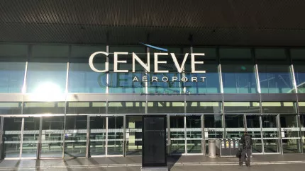 L'a&eacute;roport de Gen&egrave;ve perturb&eacute; par une panne informatique